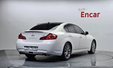 G37