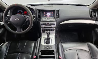 G37
