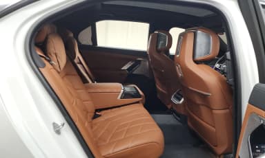 7 Series (G70)