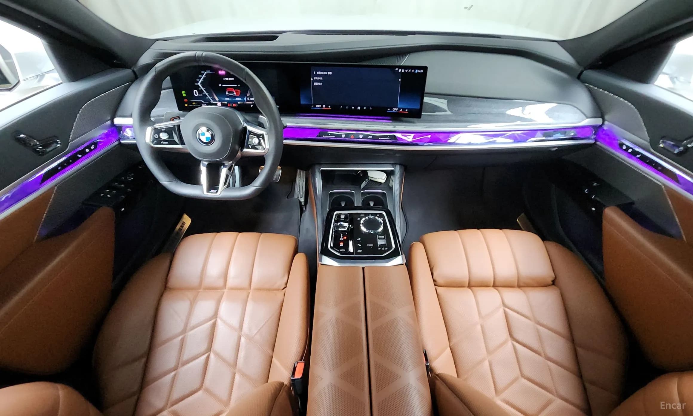 7 Series (G70)
