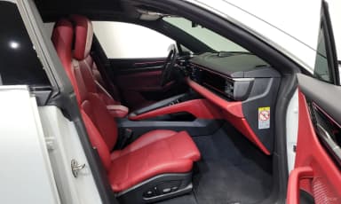 Macan EV