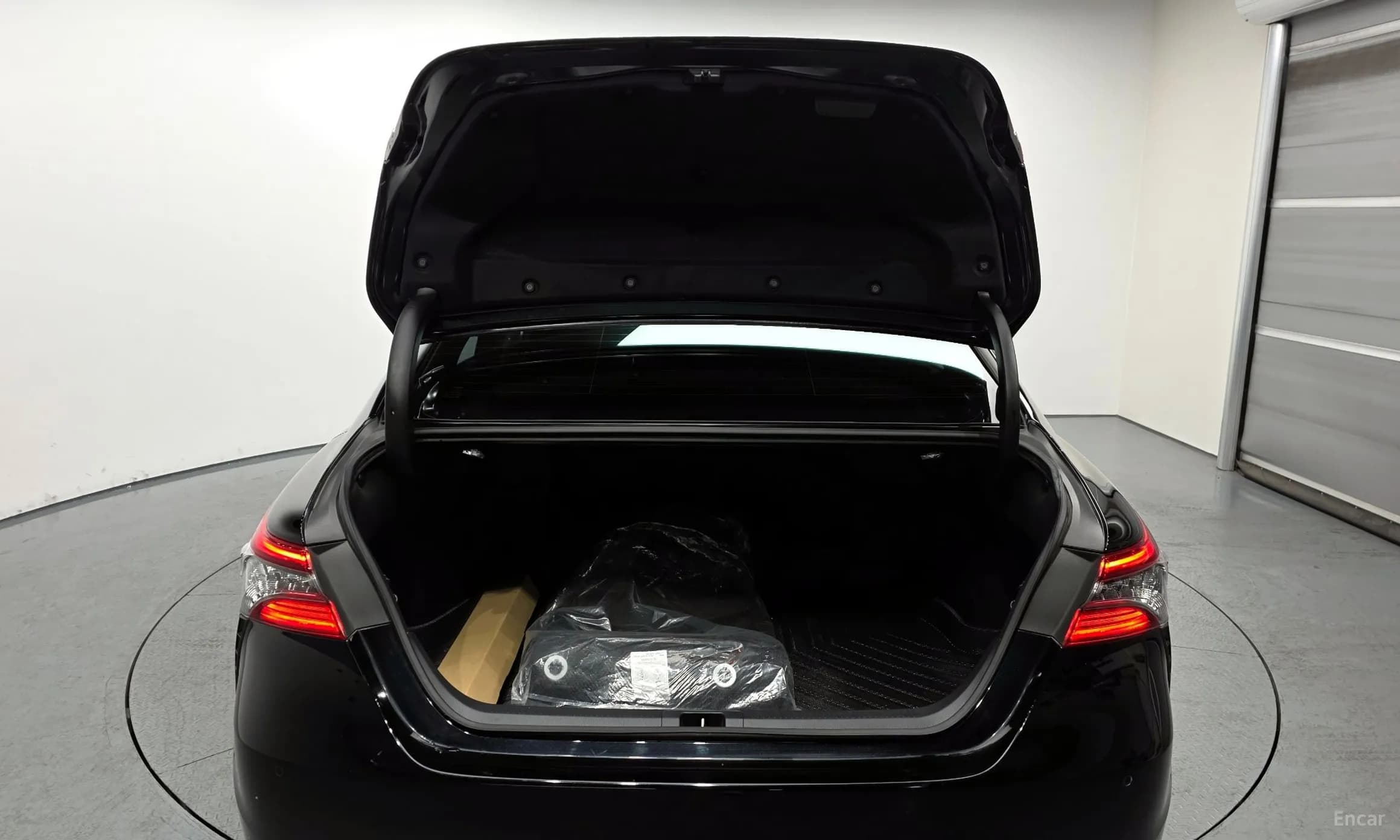 Camry (XV70)