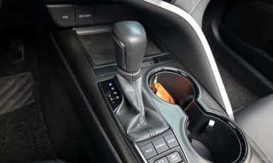 Camry (XV70)