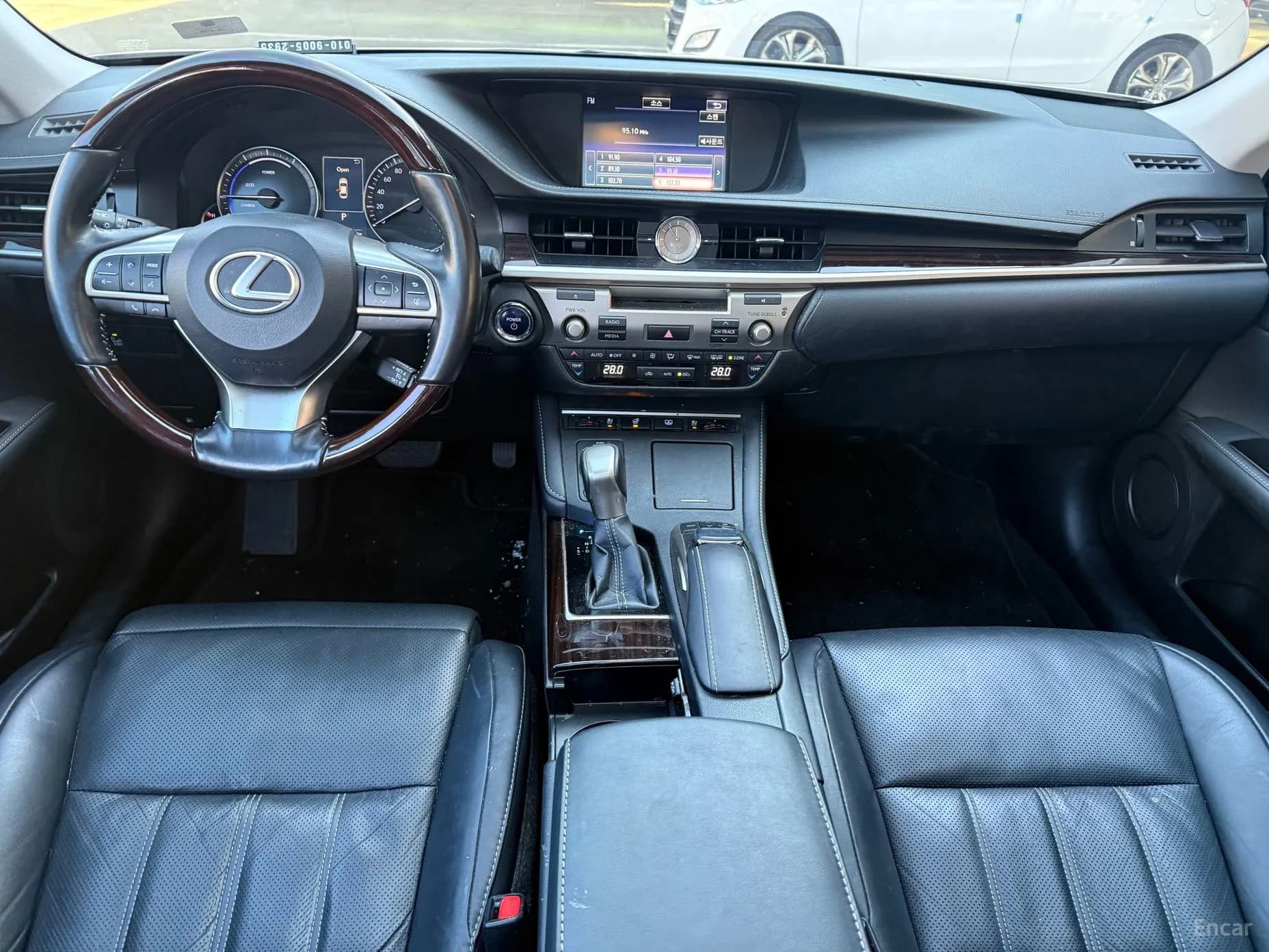 New ES300h