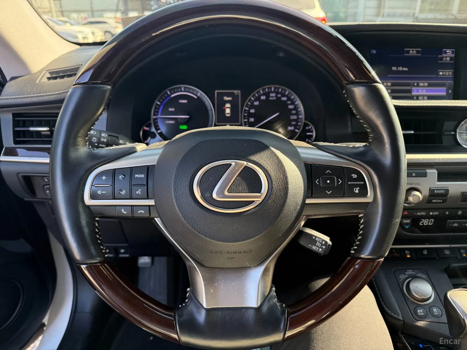 New ES300h