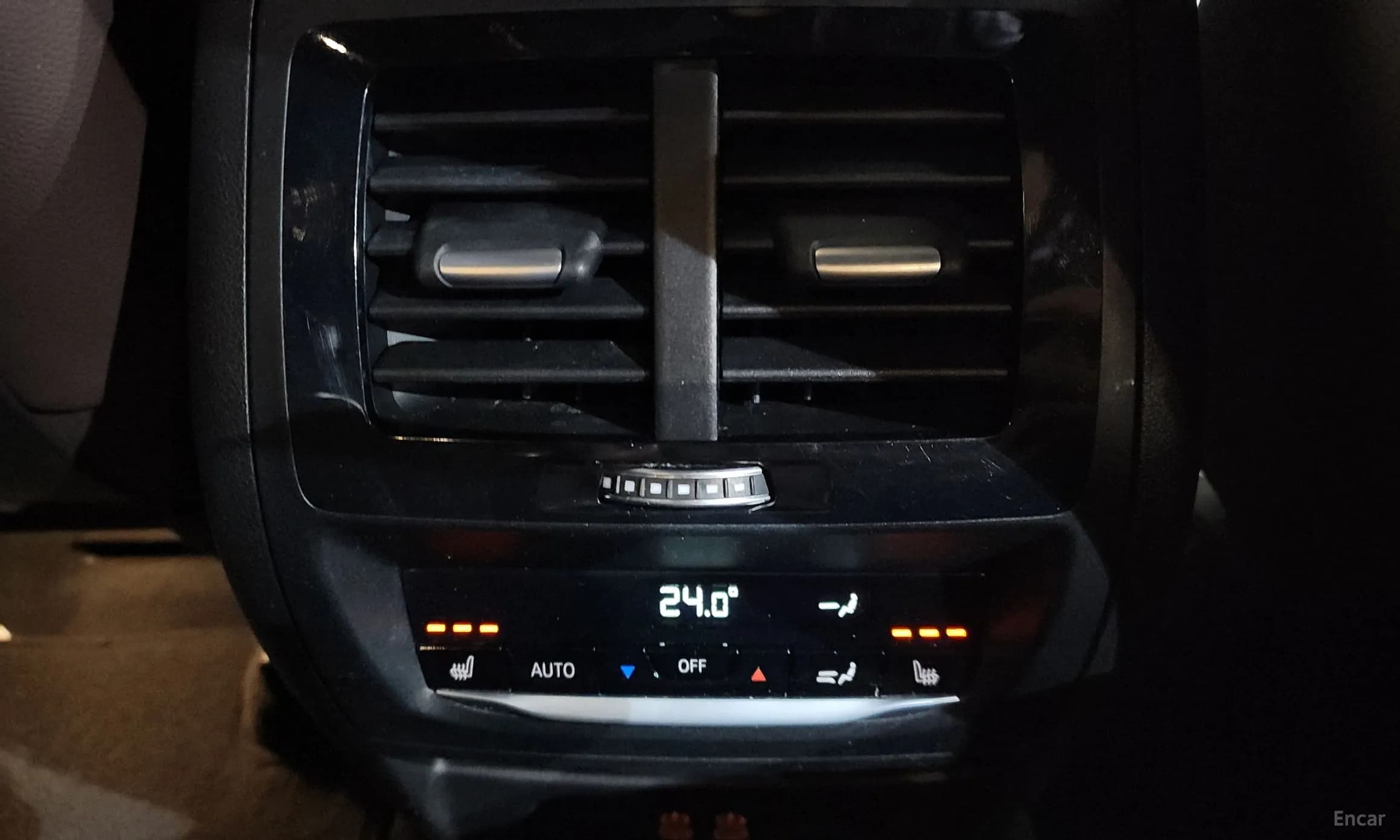 X3 (G01)