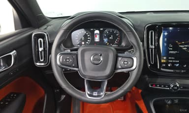 XC40