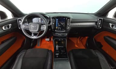 XC40