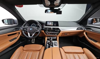 5 Series (G30)