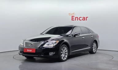 LS460