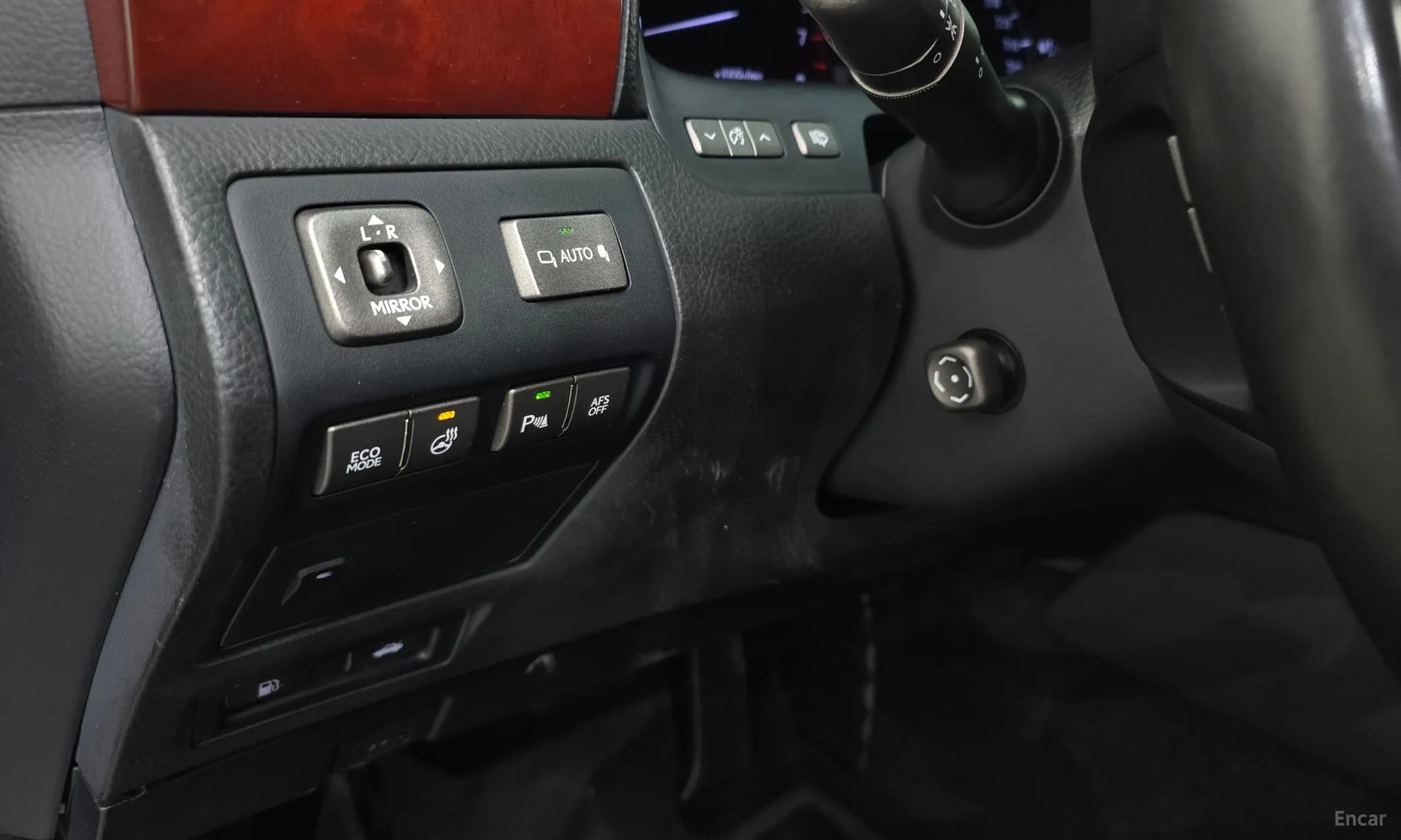 LS460