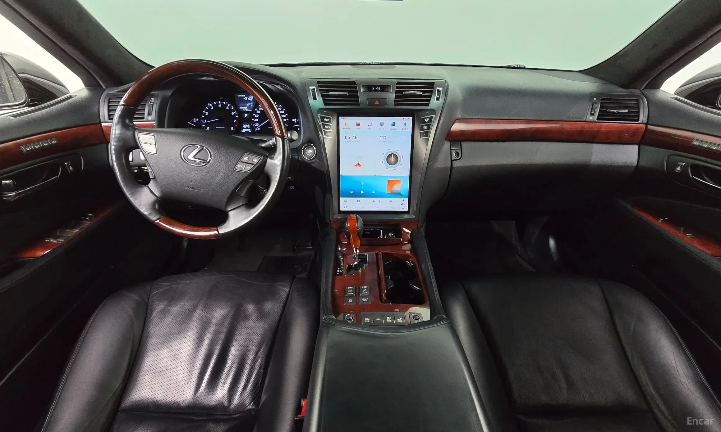 LS460