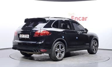 New Cayenne