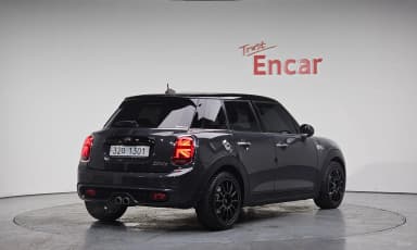 Cooper S