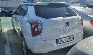 Berry New Tivoli