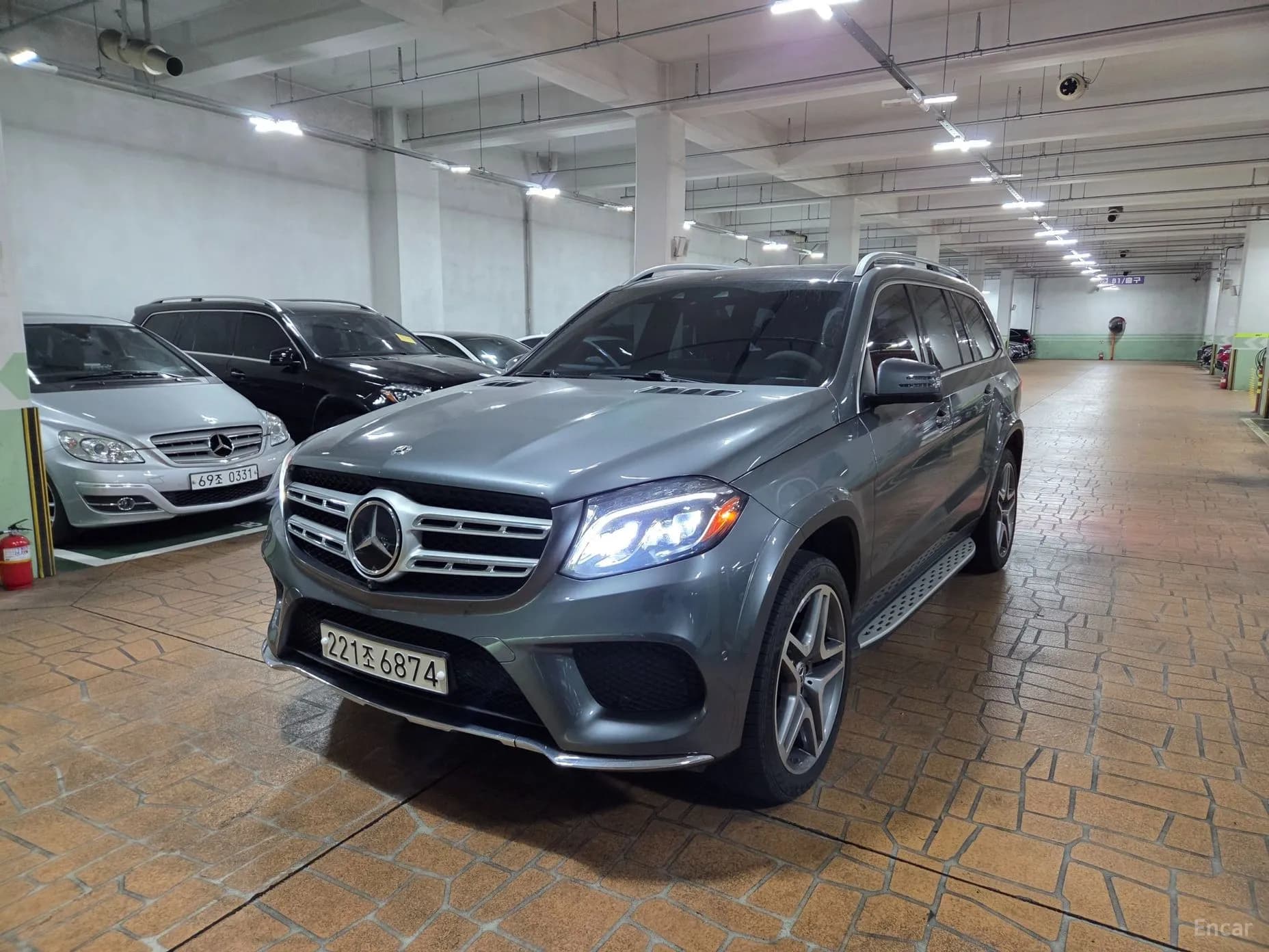 GLS-Class X166