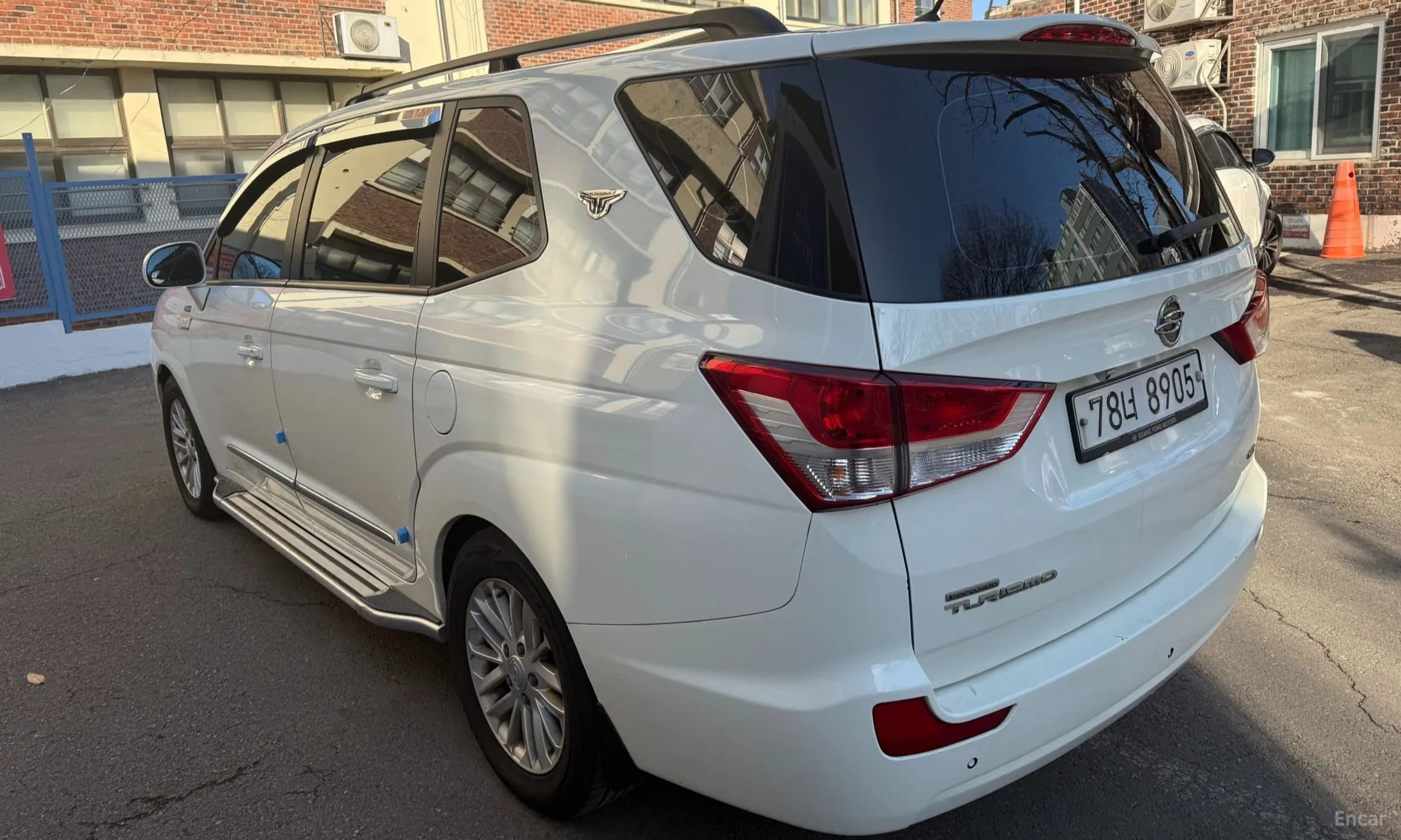 Korando Turismo
