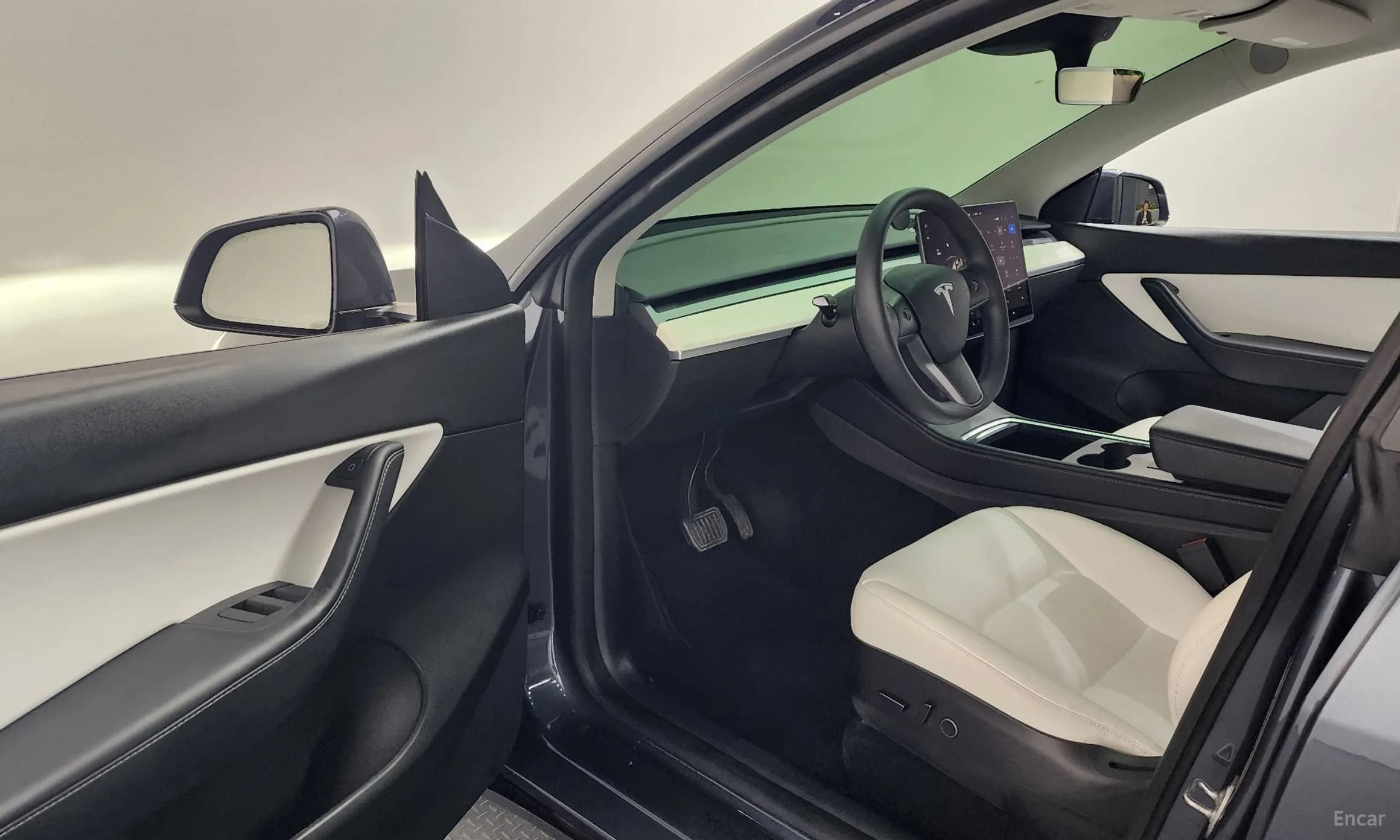 Model Y