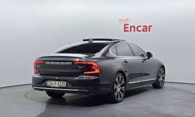 S90