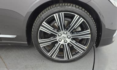 S90