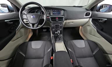 V40