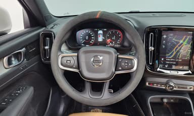 XC40