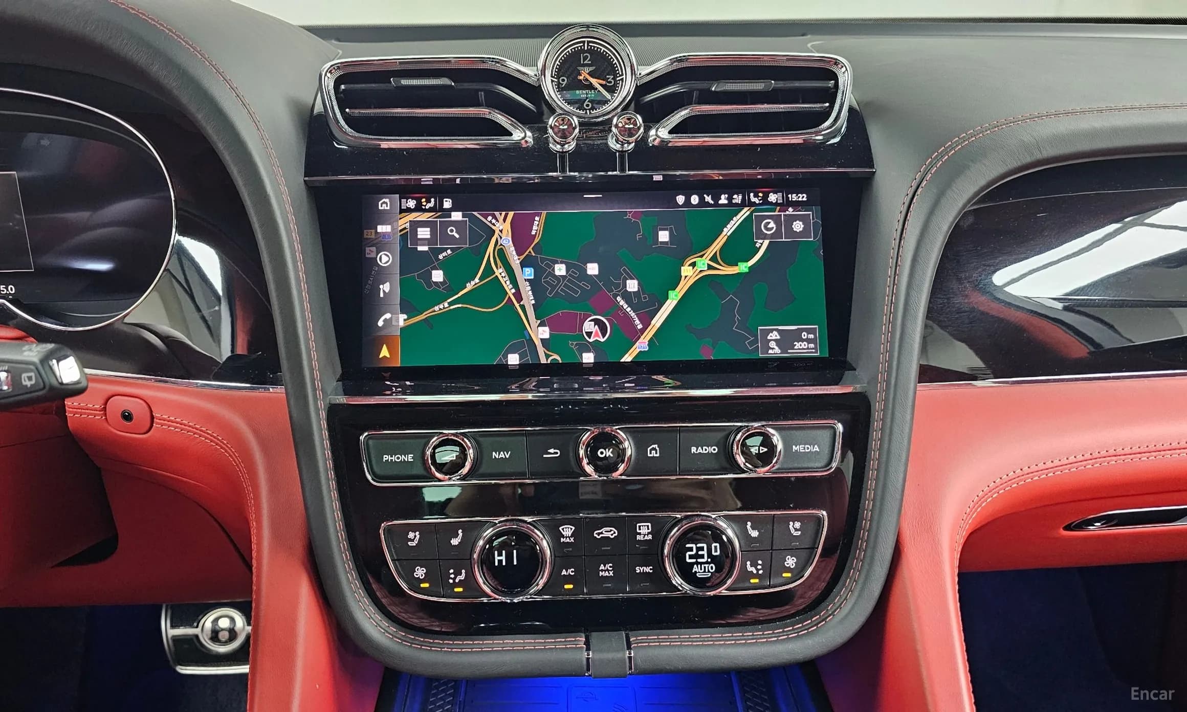 Bentayga