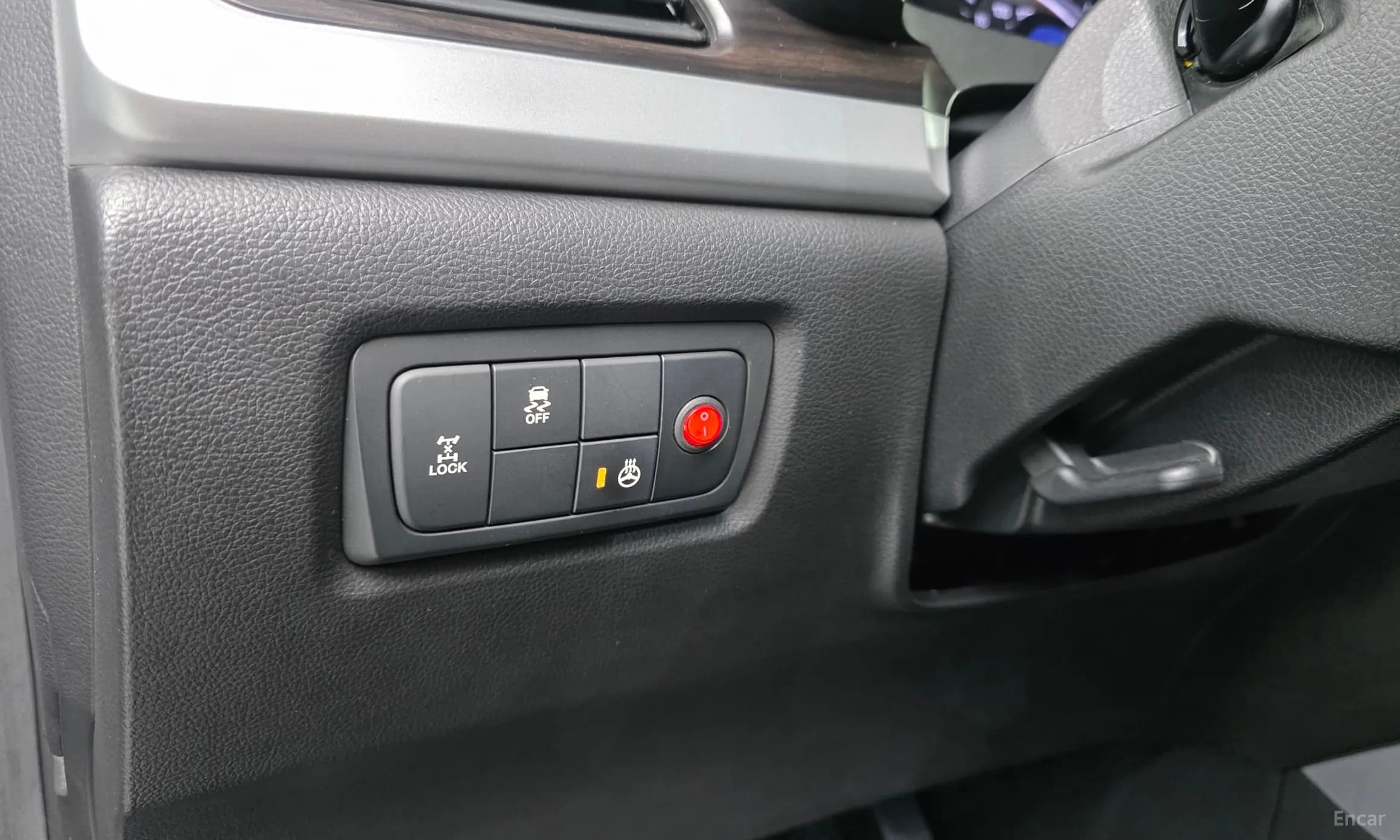 Korando C