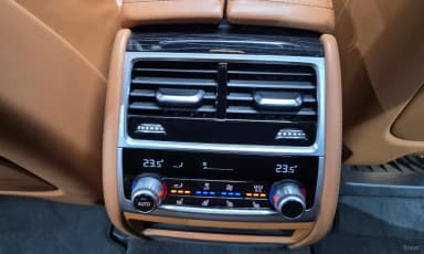 7 Series (G11)