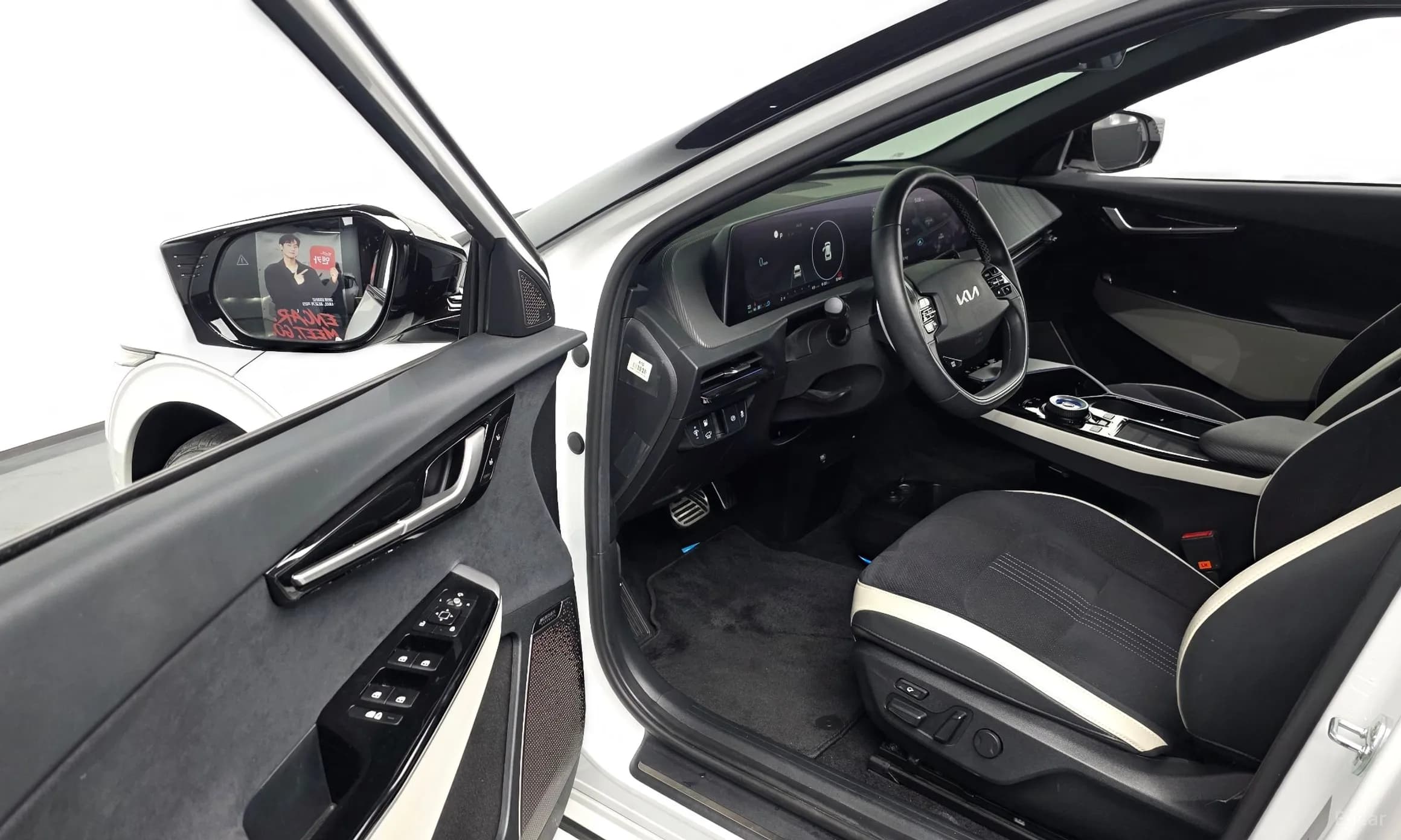 EV6