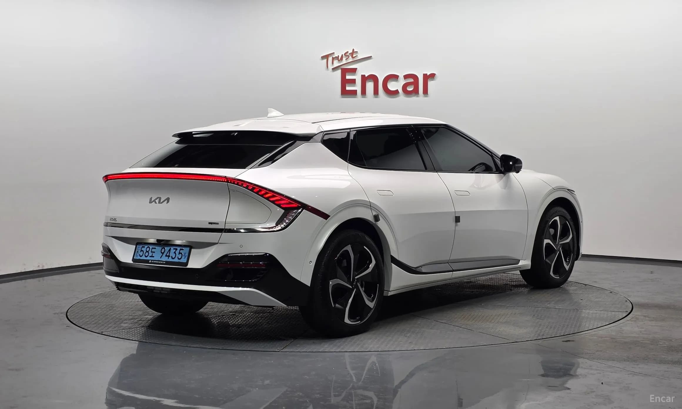 EV6