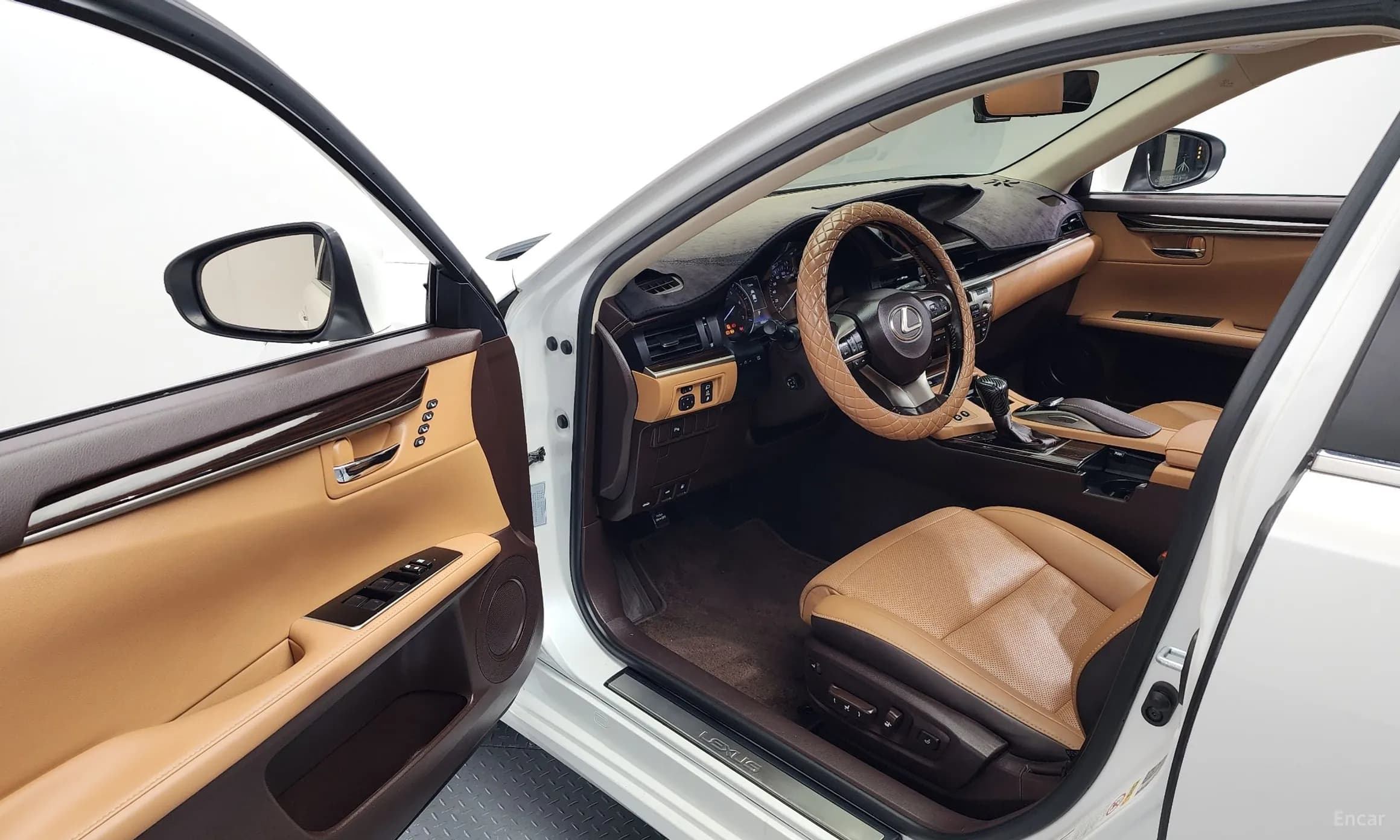 New ES300h