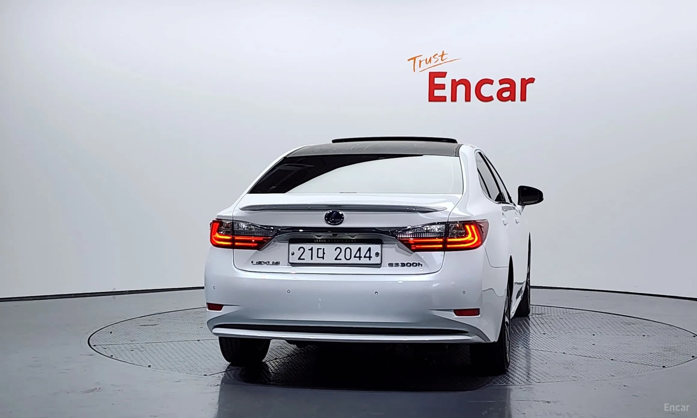New ES300h