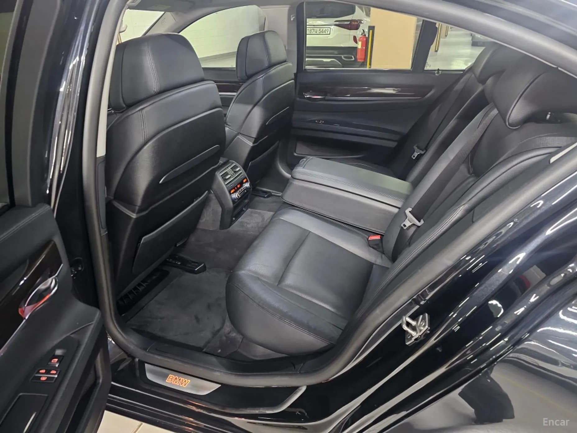 7 Series (F01)