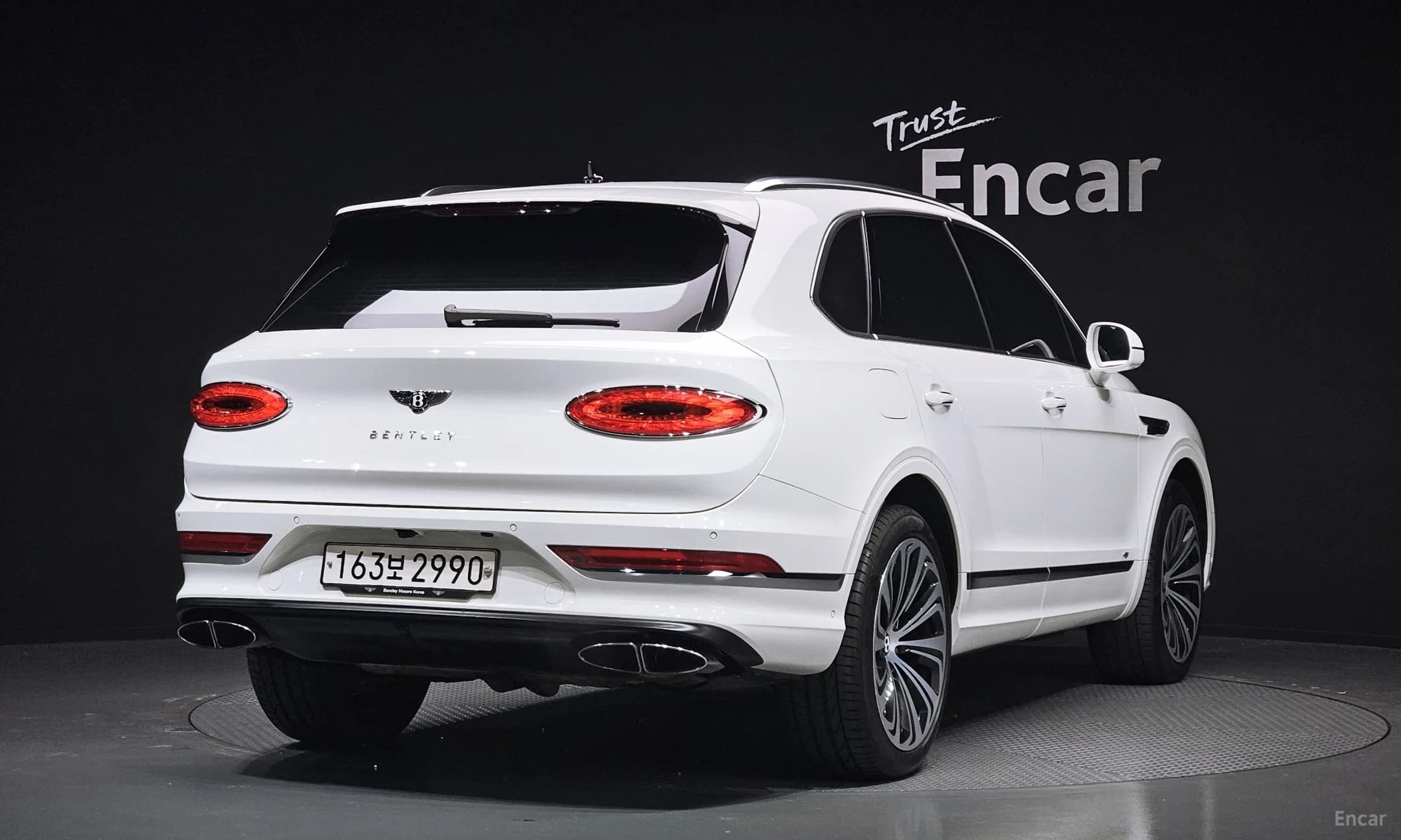 Bentayga