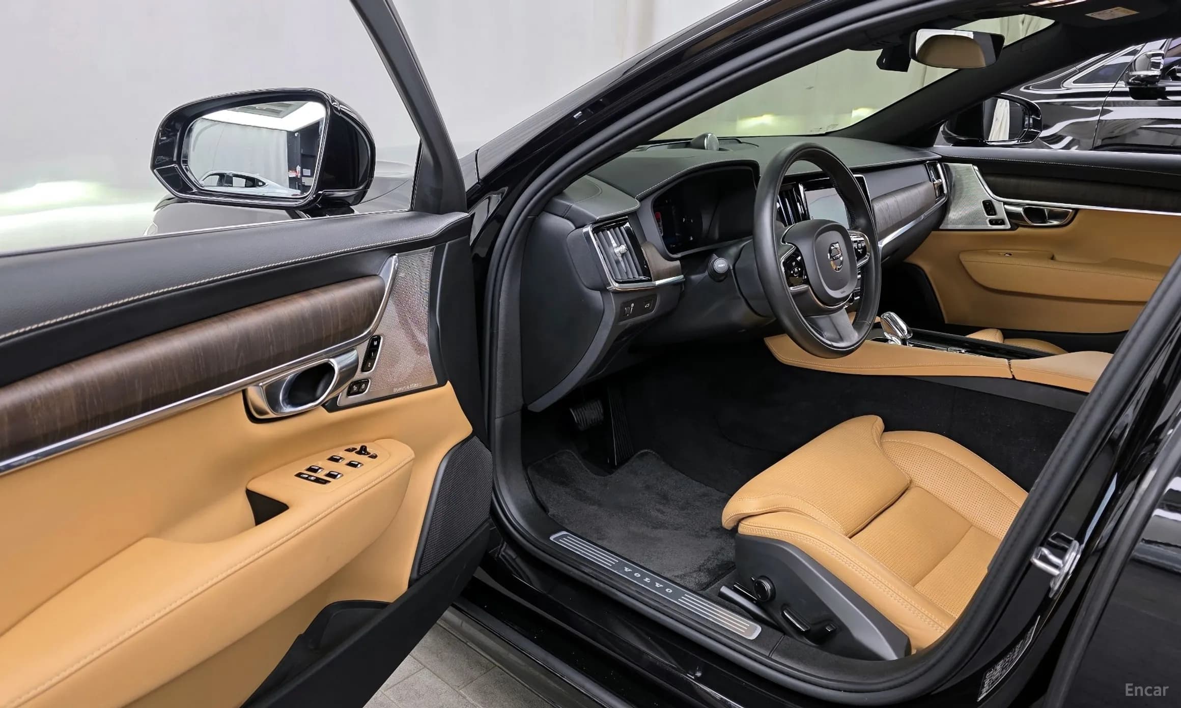 S90