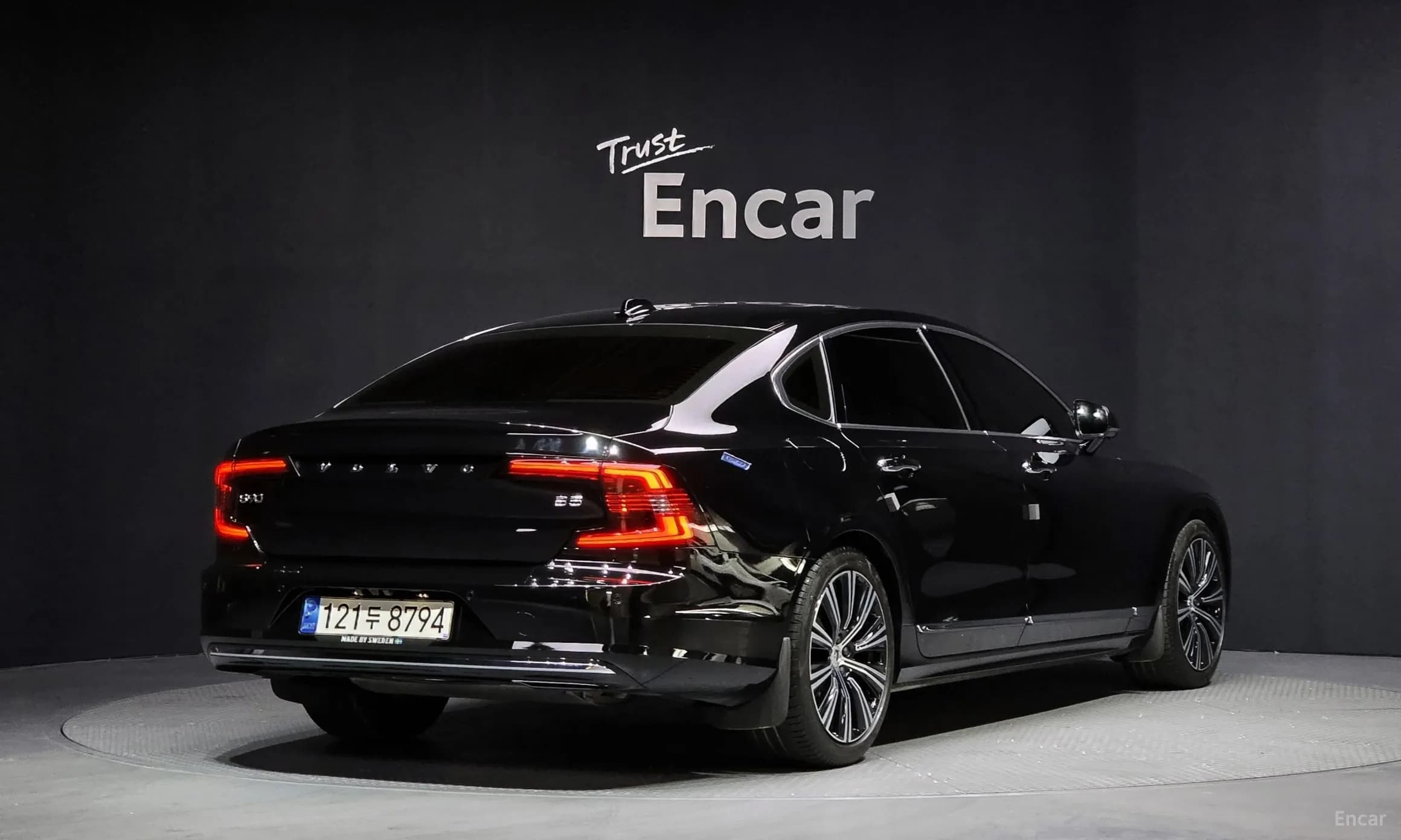 S90