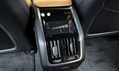 S90
