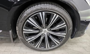 S90