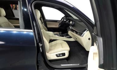 X7 (G07)