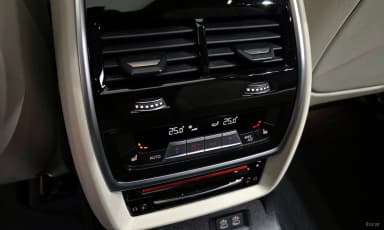 X7 (G07)