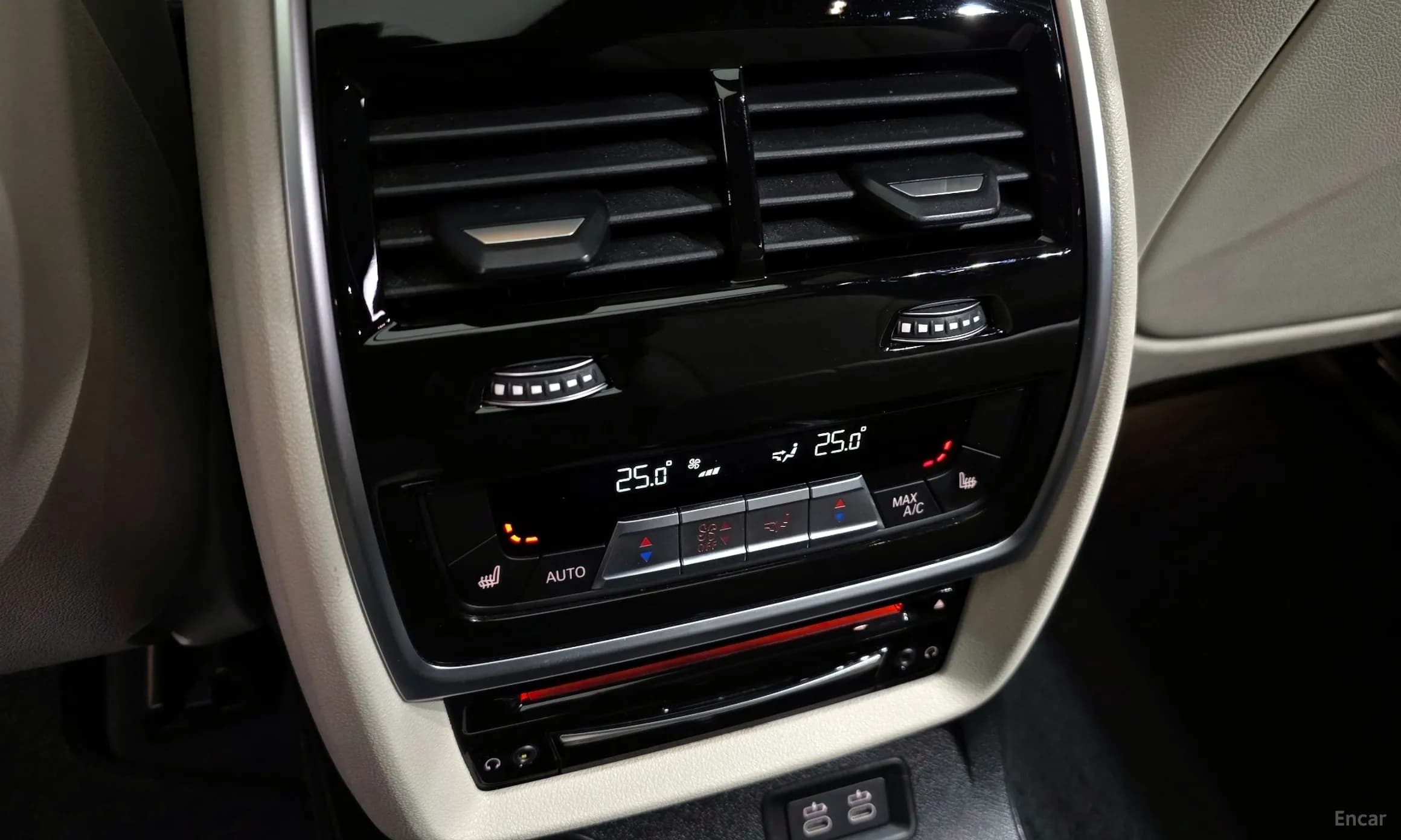 X7 (G07)