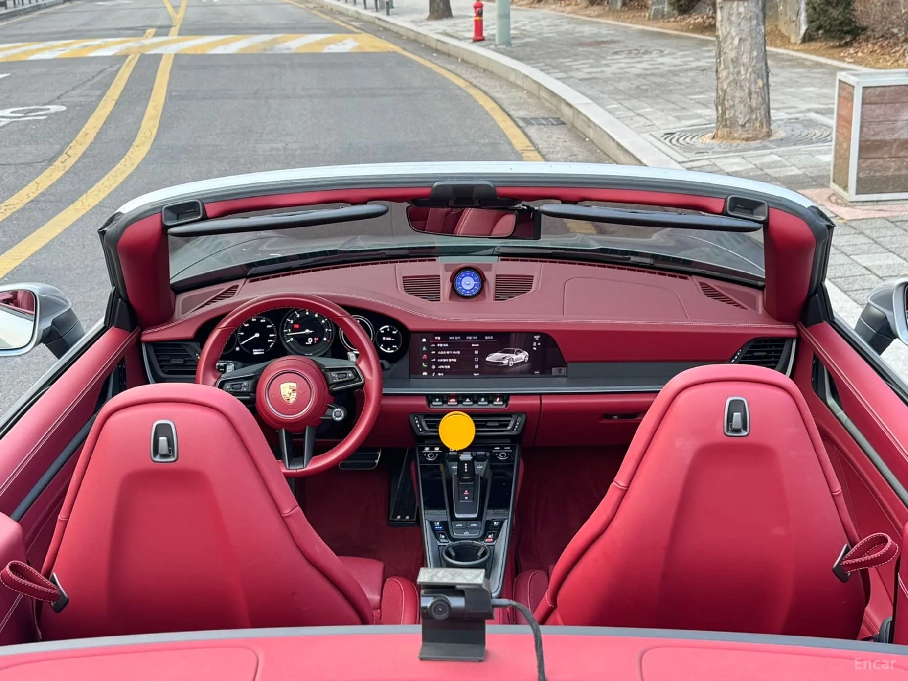 911 (992)
