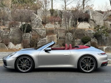 911 (992)