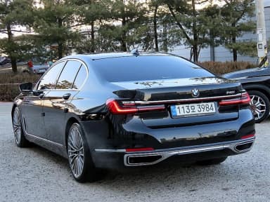 7 Series (G11)