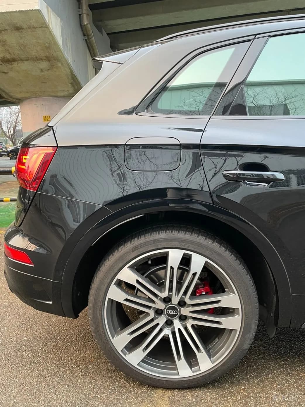 SQ5 (FY)