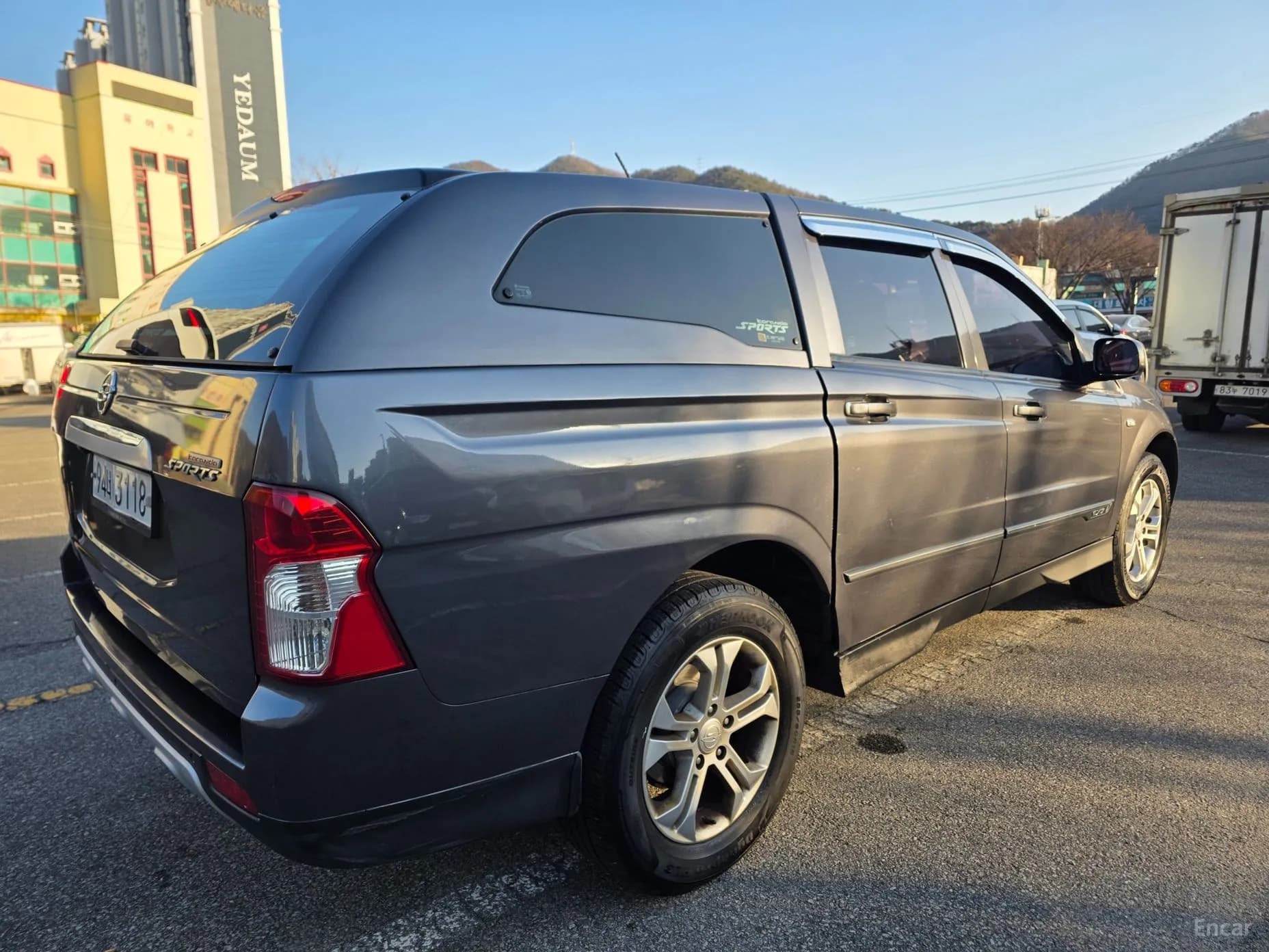 Korando Sports