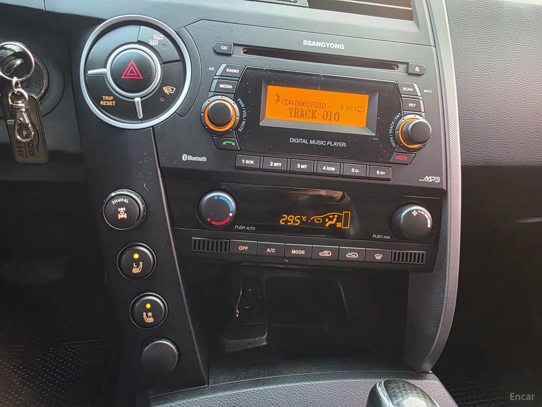 Korando Sports