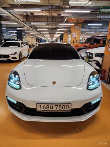 Panamera (971)