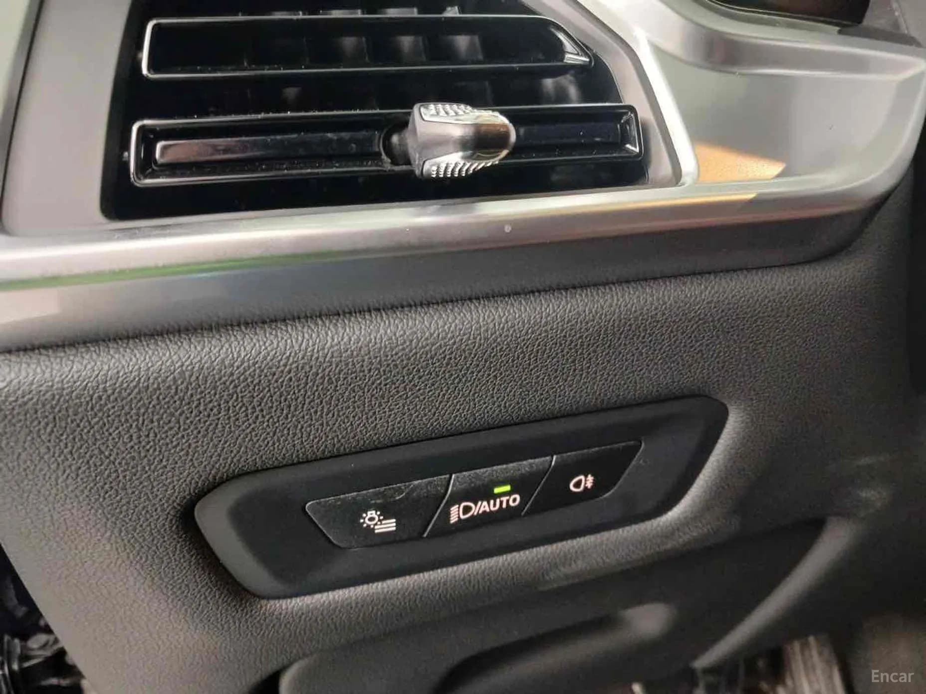 X6 (G06)